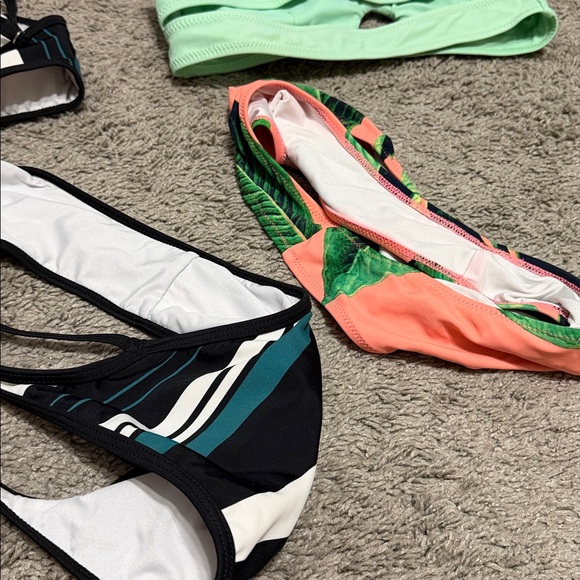 Cupshe bathing suits x2 - Picture 4 of 5